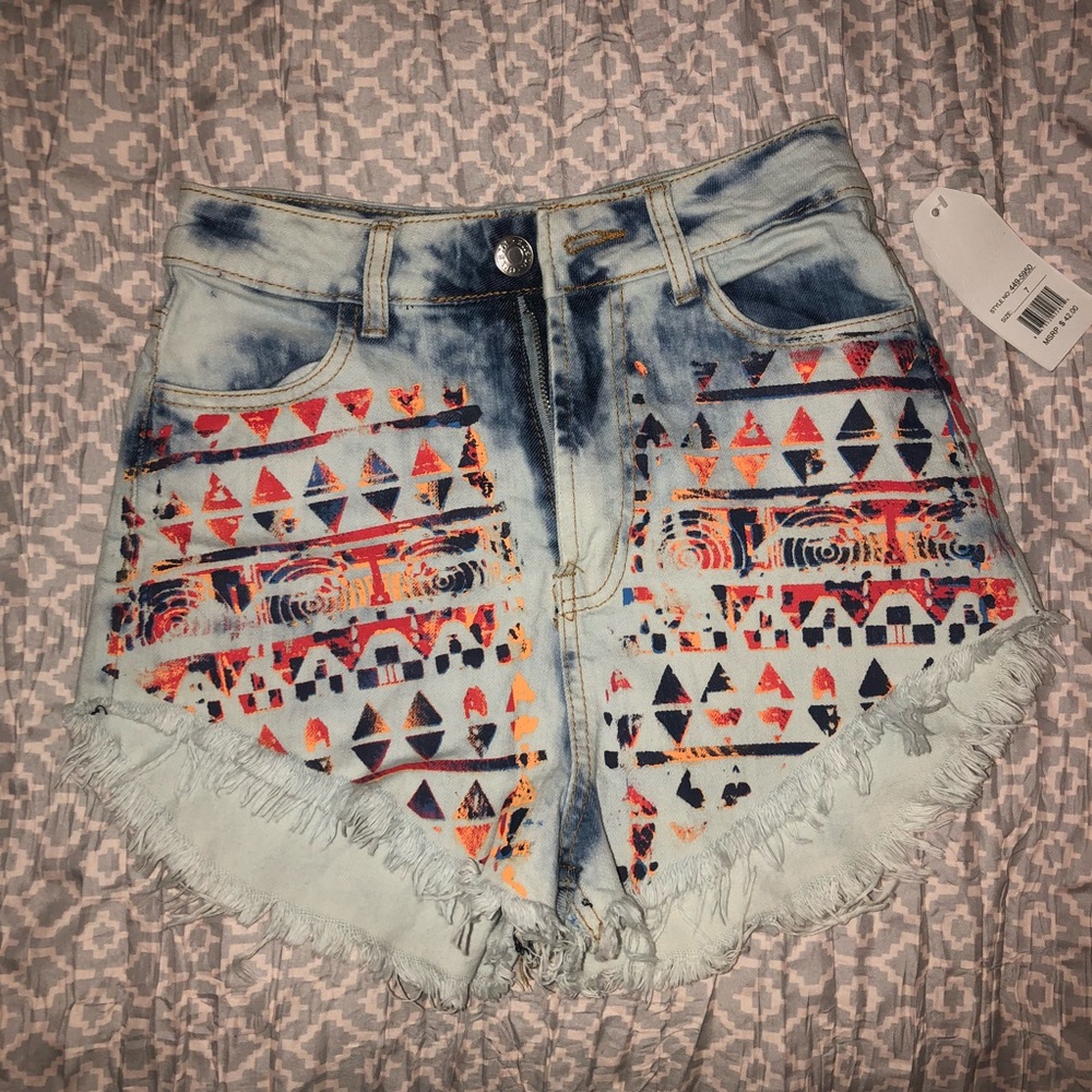 Designed jean shorts